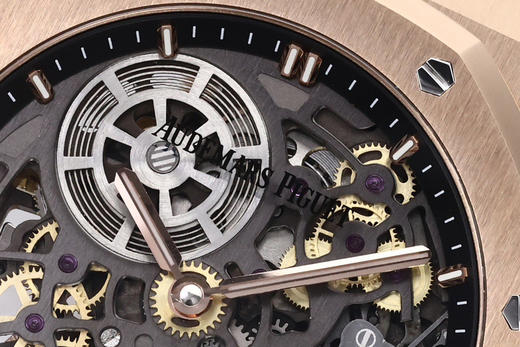 ZF.factory新作—AP爱彼皇家橡树系列16024—腕间的机械诗篇，奢华与工艺的共鸣！
【壳套】高辨识度的八角形39MM表壳，采用先进的CNC数控加工技术对精钢原料进行初步切割与塑形❗️❗️❗️ 商品图14