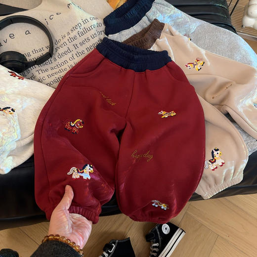 🐴马年2026🧨新款运动束脚加厚刺绣洋气卡通休闲舒适卫裤聚 商品图2