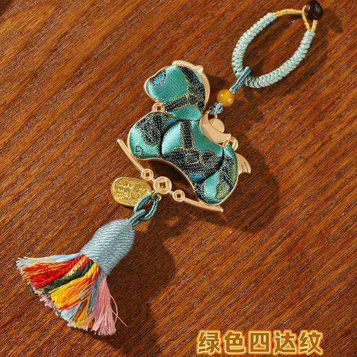 马年爆火！九华山祈福！九华山宋锦马上暴富挂件 甄选非遗宋锦 匠人手工裁片 四款纹样可选【3-5天工期】（xn） 商品图9