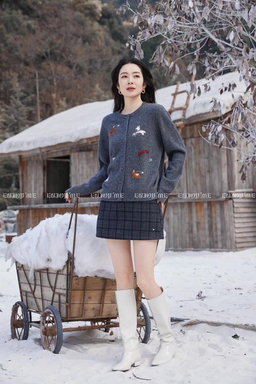 【门店同款】ENJOY冬季“暖冬知性”复古格纹短半裙 169093572 商品图1