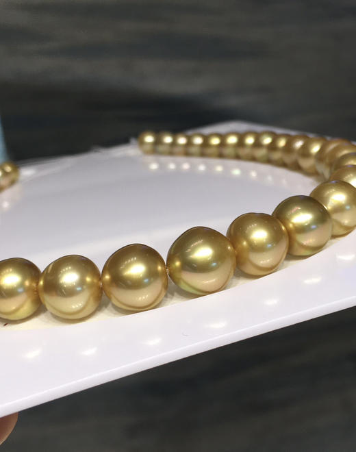 【新年优惠特价】招财金项链，椭圆，有酒窝，珠光非常棒，链长约43cm 商品图9