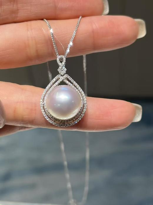 【私席真珠·新年盛宴】18K金镶钻白珍珠吊坠（不含链子）， 13mm珠 商品图1