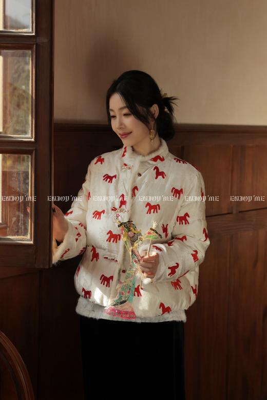 【门店同款】ENJOY冬季“烟火漫春”红色小马羽绒外套 168897448 商品图8