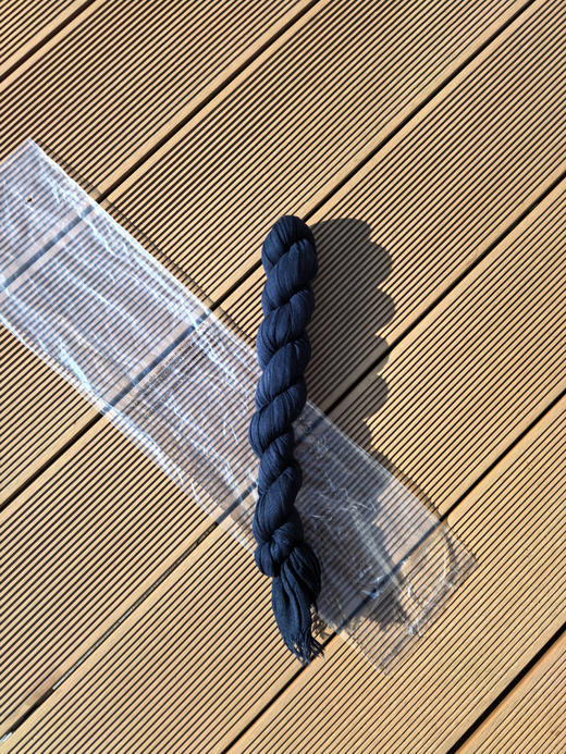 原单正品拉夫劳伦正品红色刺绣女性文艺感有机棉围巾！假一赔十！
原价130英镑 商品图3