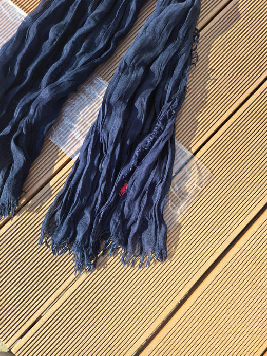 原单正品拉夫劳伦正品红色刺绣女性文艺感有机棉围巾！假一赔十！
原价130英镑 商品图4