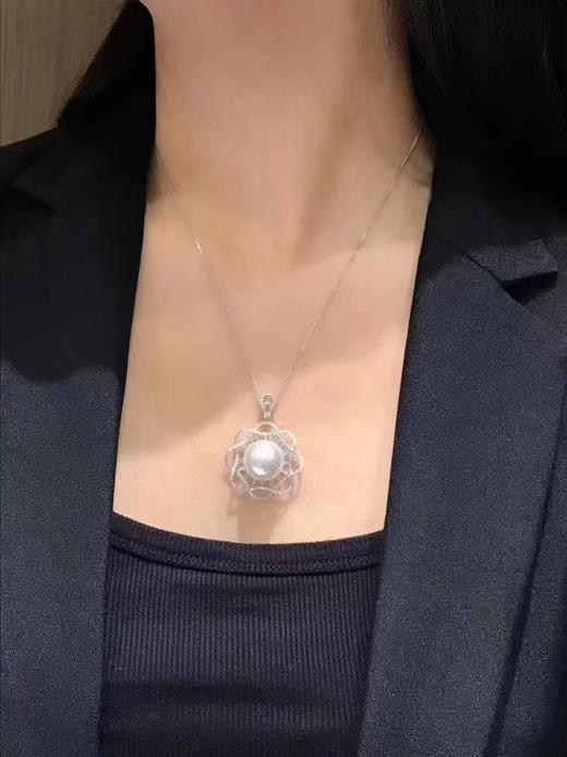 【私席真珠·新年盛宴】18K金镶钻白珍珠吊坠，15-16mm珠（孤品） 商品图2