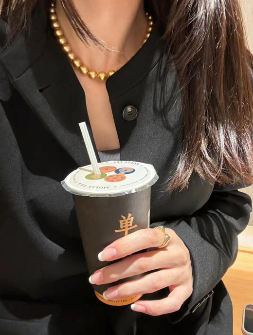 【新年优惠特价】招财金项链，椭圆，有酒窝，珠光非常棒，链长约43cm 商品图3