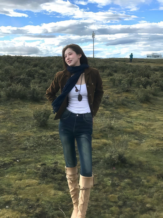 原单正品拉夫劳伦正品红色刺绣女性文艺感有机棉围巾！假一赔十！
原价130英镑 商品图7