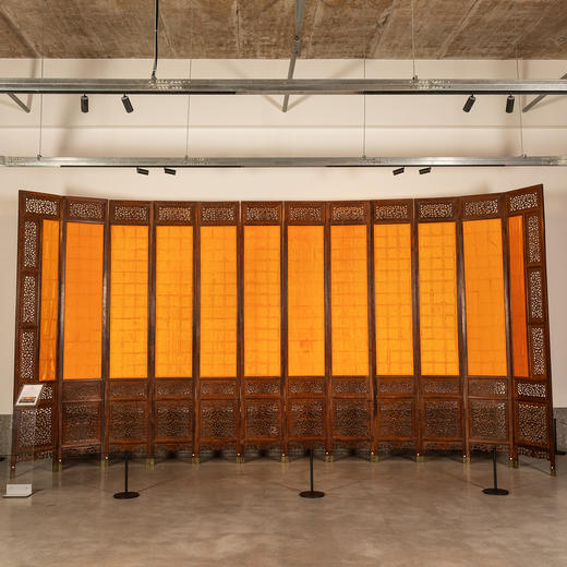 明 黄花梨福禄寿十二扇大屏风 （售价6600万） 商品图0