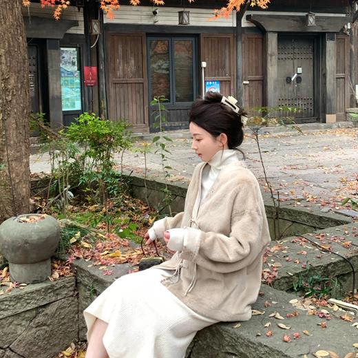 金蘑菇菇  明月别枝 / 新中式拜年服 环保貂貂 商品图2