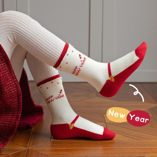 【5双装❗️过年就得穿年袜🔥A类儿童袜】红袜相伴，步步生辉，跟紧好运，红色新年袜无骨中筒袜精梳棉袜子本命年马年新年男童女童袜子 商品图4
