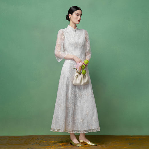 【林栖设计小店】金线蕾丝|绣花肌理感国风2026早春新款修身连衣裙1961134 商品图0