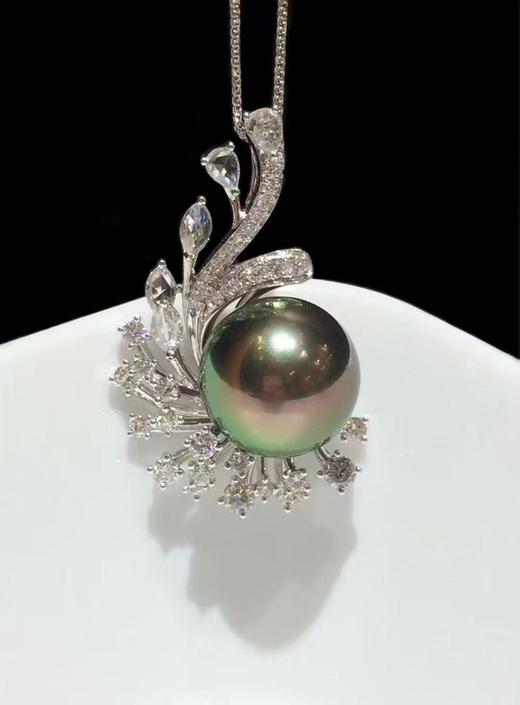 【私席真珠·新年盛宴】18K金镶钻黑珍珠吊坠，13-14mm珠 商品图0