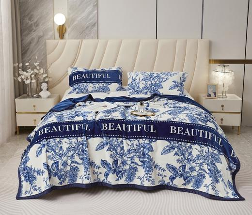 加厚牛奶绒云毯 商品图1