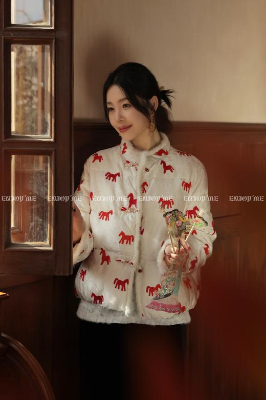 【门店同款】ENJOY冬季“烟火漫春”红色小马羽绒外套 168897448 商品图7