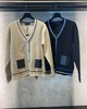 新款男款针织厚款开衫外套来了❗️情侣款 ❤️今年主打-有设计感又耐看，不是薄薄一件，实打实的用料，保暖实穿，带着暖意，版型都是很经典的, 穿起来也没什么可挑剔的了，这个时节再好不过了。 商品缩略图0