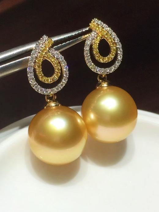 【私席真珠·新年盛宴】18K金镶钻金珍珠耳钉11-12mm 商品图0