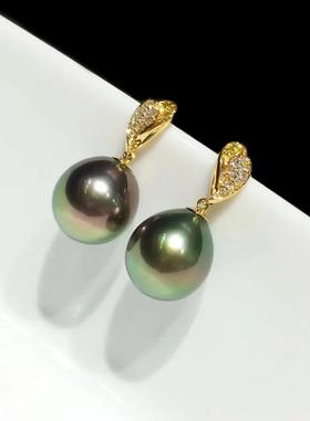 【私席真珠·新年盛宴】18K金镶钻黑珍珠耳钉，11-12mm珠