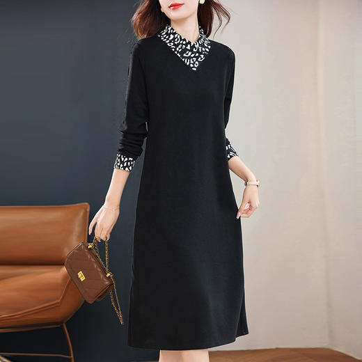 黑色半高领连衣裙女冬季2026新款大码女装气质毛衣针织配大衣裙子 商品图4