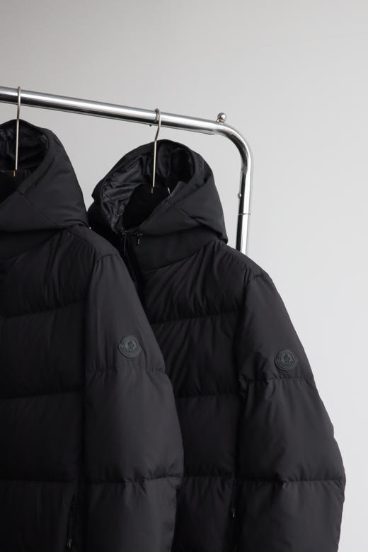 M0nc1er 小萌 F0rez男士可拆卸连帽 哑光净黑 羽绒服 YR199 商品图3