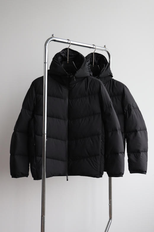 M0nc1er 小萌 F0rez男士可拆卸连帽 哑光净黑 羽绒服 YR199 商品图2