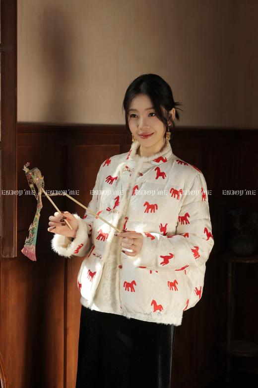 【门店同款】ENJOY冬季“烟火漫春”红色小马羽绒外套 168897448 商品图5