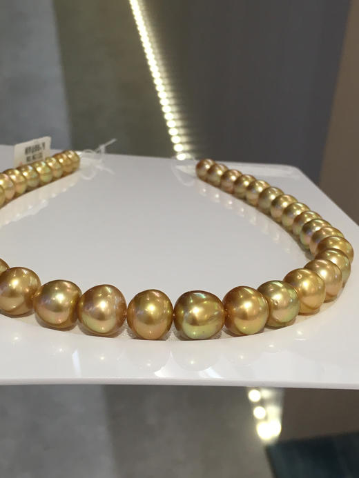 【新年优惠特价】招财金项链，椭圆，有酒窝，珠光非常棒，链长约43cm 商品图6