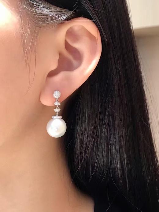 【私席真珠·新年盛宴】18K金镶钻澳白珍珠耳针·13mm（孤品） 商品图2