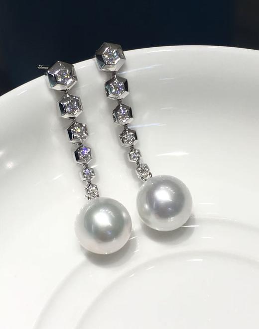 【私席真珠·新年盛宴】18k金镶钻澳白珍珠耳针10-11mm 圆 商品图2