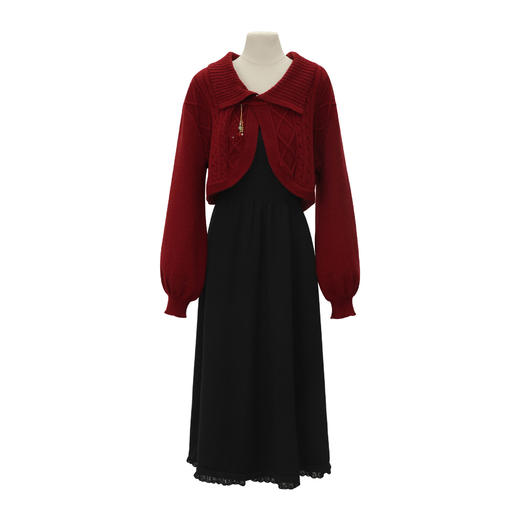 鹿向南「胭脂海棠」红色绞花纹长袖针织毛衣女冬宽松外穿节日上衣 商品图1