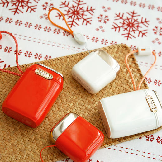 【新增新年红 充电宝】新国标 国家3C认证 国内最小一万毫安 /2万毫安 超级快充⚡️电量狂飙【保障升级 1年内质量问题免费换新】 商品图5