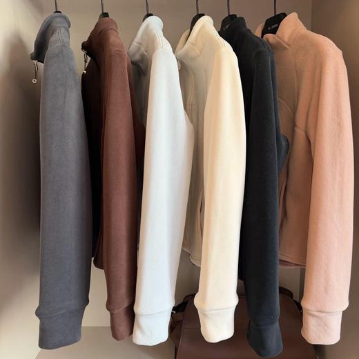 【春节预售：2.7号--23号停止发货】喵小仟 奥粒绒六色立领收腰外套（3-5天发货） 商品图2