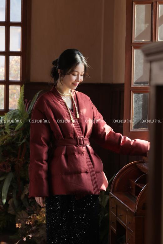 【门店同款】ENJOY冬季“烟火漫春”V领收腰羽绒服 168996024 商品图0