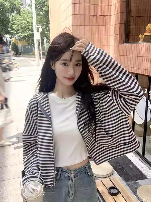 <曾小咸推荐> 韩系条纹卫衣外套 商品图11