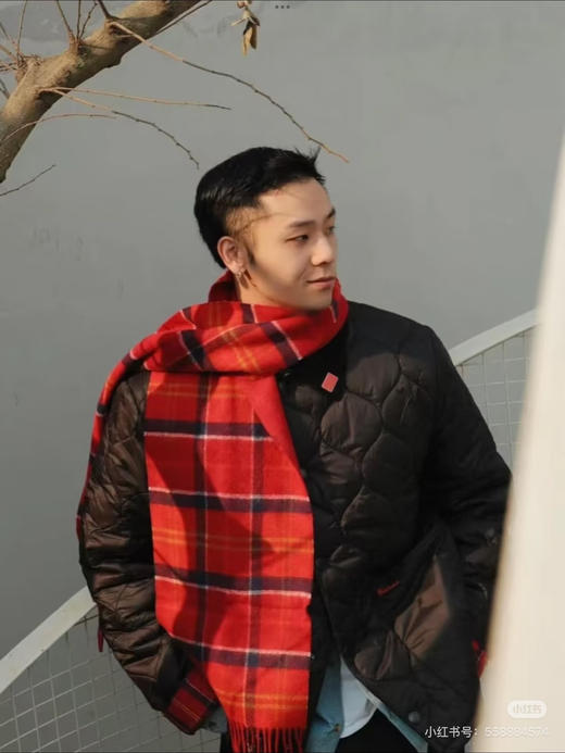 【秒杀价已调 直接拍】Barbour 限定款 巴恩 男女同款 红黑撞色棉衣  过年 开启喜运模式 商品图11
