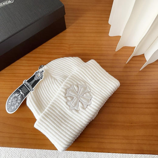 秋冬特惠💰150 克罗心秋冬款羊毛针织毛线帽 商品图3