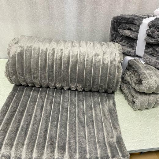 抽条法兰绒毛毯  加厚保暖毛毯办公午睡💤沙发盖毯 商品图5