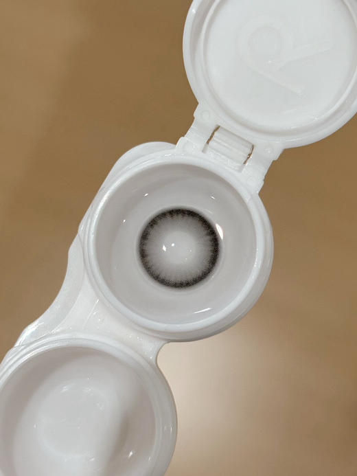 半年抛 FlowerColor  氧气小黑 14.2 自然黑 着色13.0、其中： 600. 750. 900.缺 商品图1