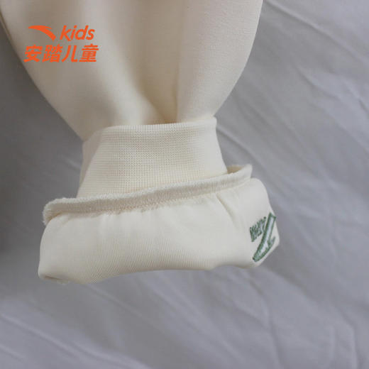 安踏儿童男童卫衣2026春季新款运动宽松长袖套头打底衫352619713 商品图6