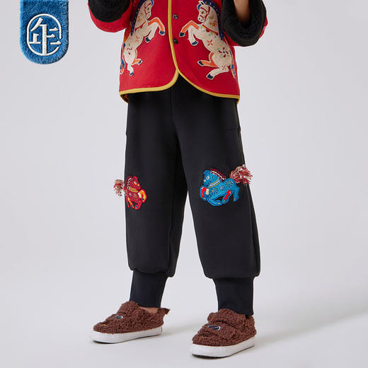 年衣拜年服亲子款 董璇小酒窝同款 新年战袍 刺绣国风 保暖实穿  上过春晚 米兰时装周 迪士尼的年衣top品牌 新中式原创设计 首个登录纽约时代广场的童装品牌 商品图10