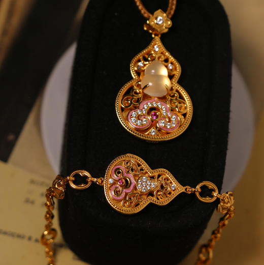 【甄珠贝】预售15天 珐琅AB面水沫玉 红刚玉 绿松 葫芦吊坠/手链套装 925纯银镀金，吊坠含编绳 商品图0