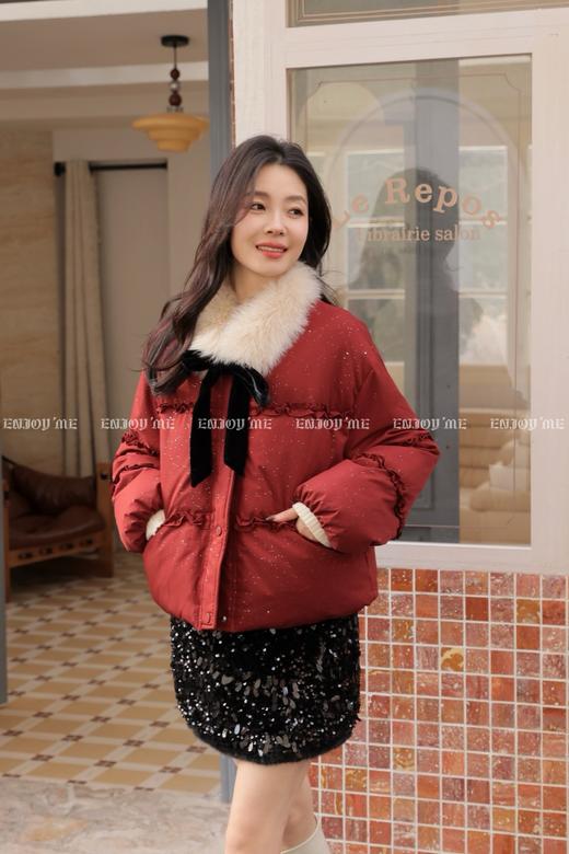 【门店同款】ENJOY冬季“午马”亮片花边羽绒服 169095164 商品图1