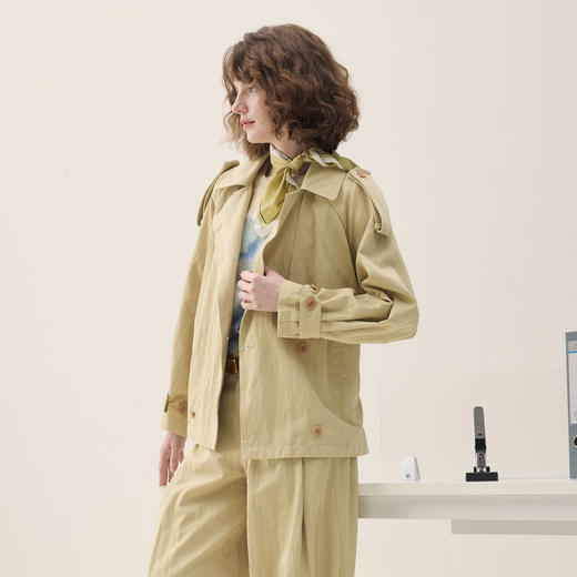谜底短箱型风衣长袖2026年春季新品经典收束腰带外套女261ME0205 商品图1