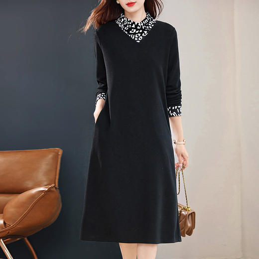 黑色半高领连衣裙女冬季2026新款大码女装气质毛衣针织配大衣裙子 商品图3