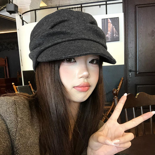日系山本风 黑色褶皱贝雷帽 加宽短帽檐 修饰脸型 可调节帽围 女秋冬季显脸小 复古云朵八角帽子 商品图2