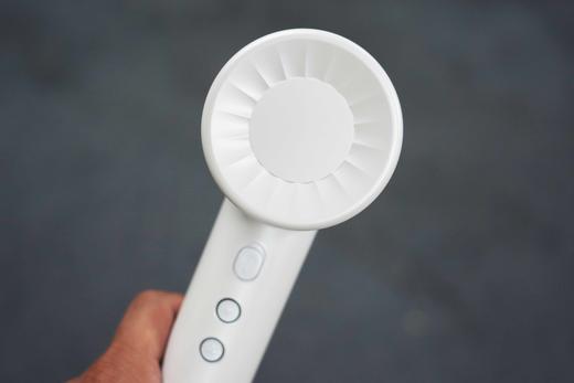 京东自营惠寻11万转等离子吹风机1600W高功率增压护发吹风机 商品图6