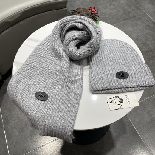 秋冬特惠💰330 古驰经典套装帽子！帽子➕围巾！羊绒兔绒品质！暖暖哒超级舒服～ 商品图2