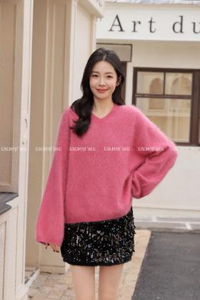 【门店同款】ENJOY冬季“暖冬软糖”羊毛拉毛V领针织上衣 168993288