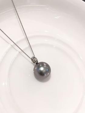 【私席真珠·新年盛宴】18k金镶大溪地铂金灰吊坠 不含链子 11-12mm 圆