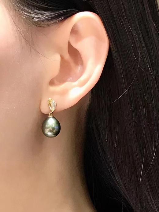 【私席真珠·新年盛宴】18K金镶钻黑珍珠耳钉，11-12mm珠 商品图2